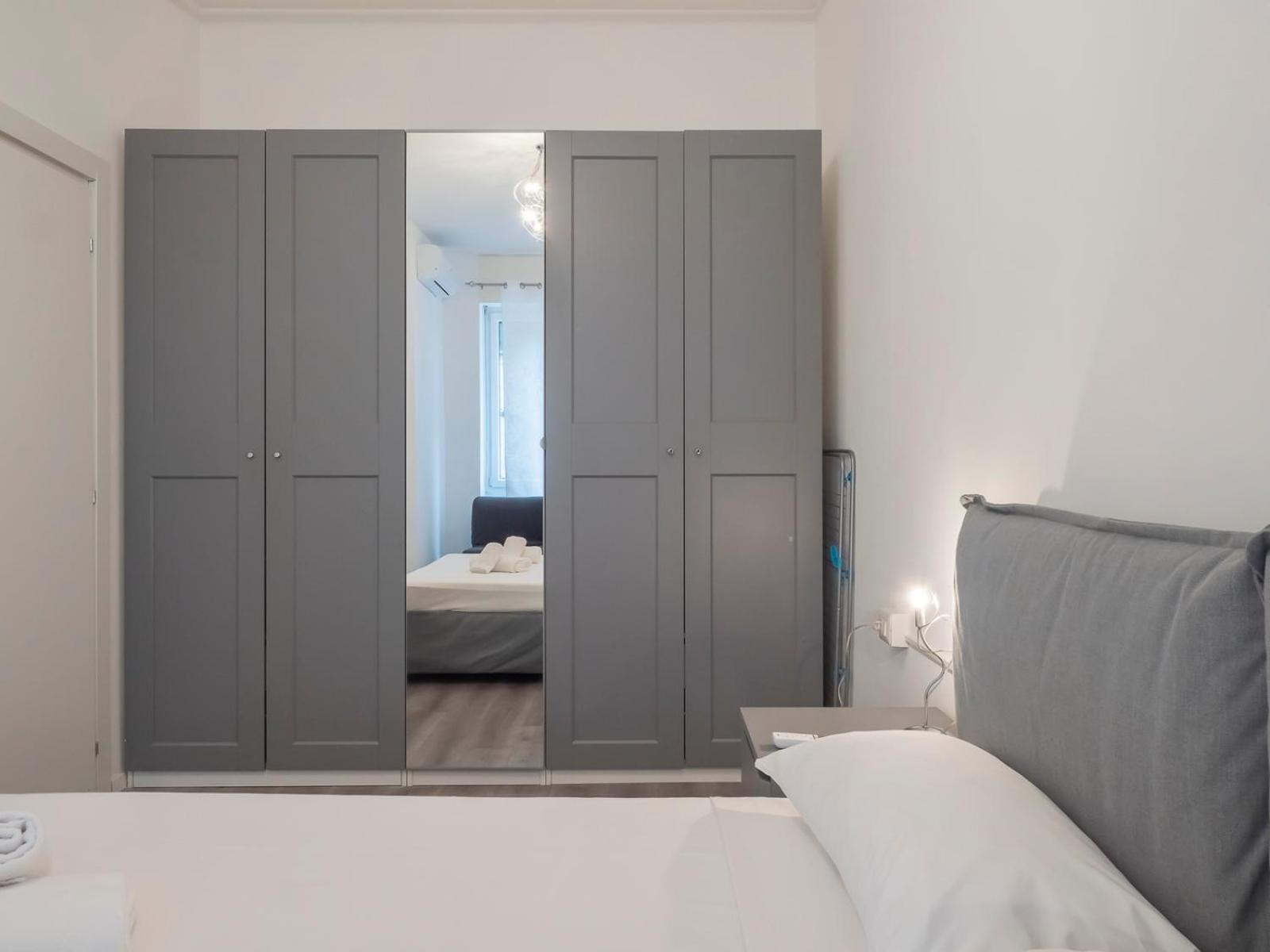 מילאנו I Host Apartment - Melloni 34 מראה חיצוני תמונה